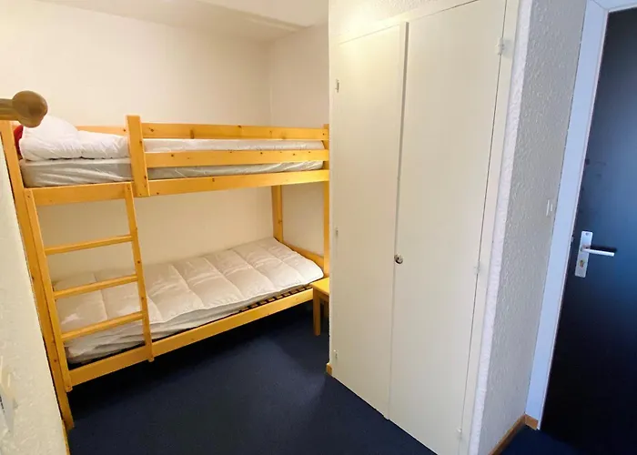 Au Pied Des Pistes Avec Balcon, Parking, 4 Pers. - Fr-1-516-172